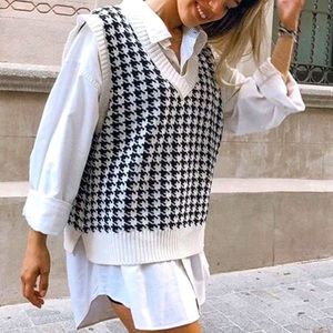 Say what houndstooth sweater vest